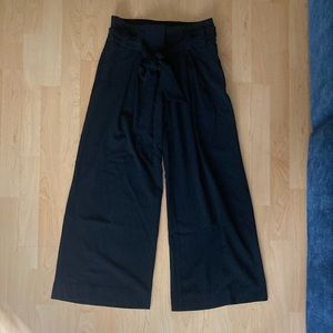 Cache wide leg pants